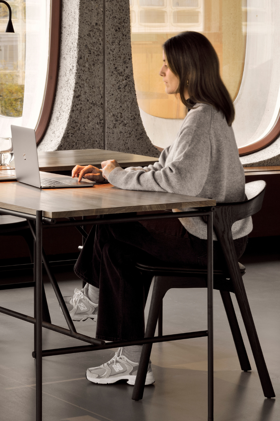 Live Light | Rent furniture for your office