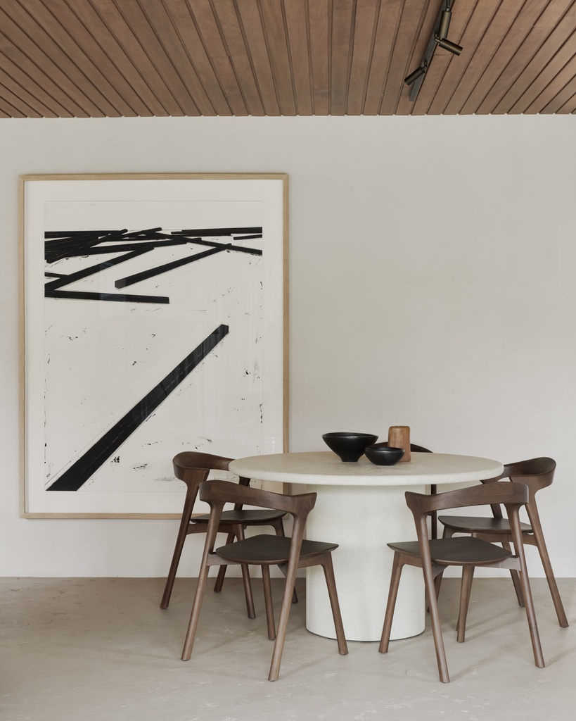 Elements dining table