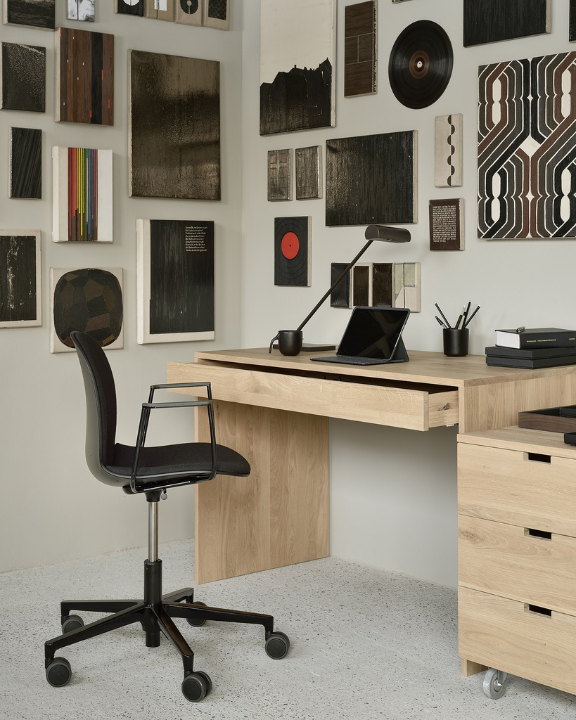 Office Chair 6070 SB,  soft wheels, armrests