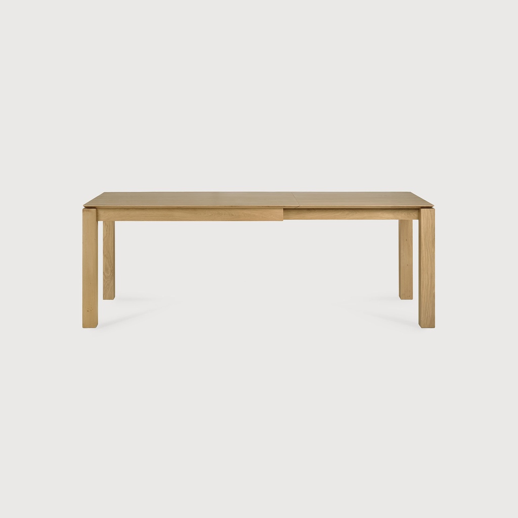 Oak Slice extendable dining table